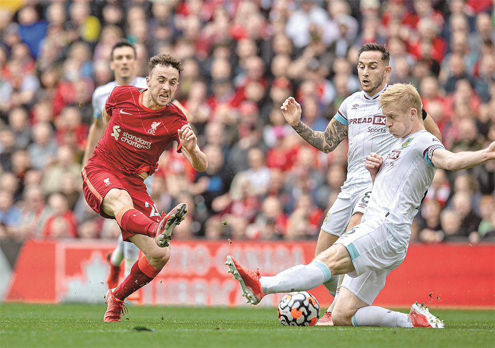 电讯报：图赫尔不会前往安菲尔德观赛，能否征召贝林充满疑问（电讯报：图赫尔将缺席安菲尔德观战，贝林征召前景成疑）