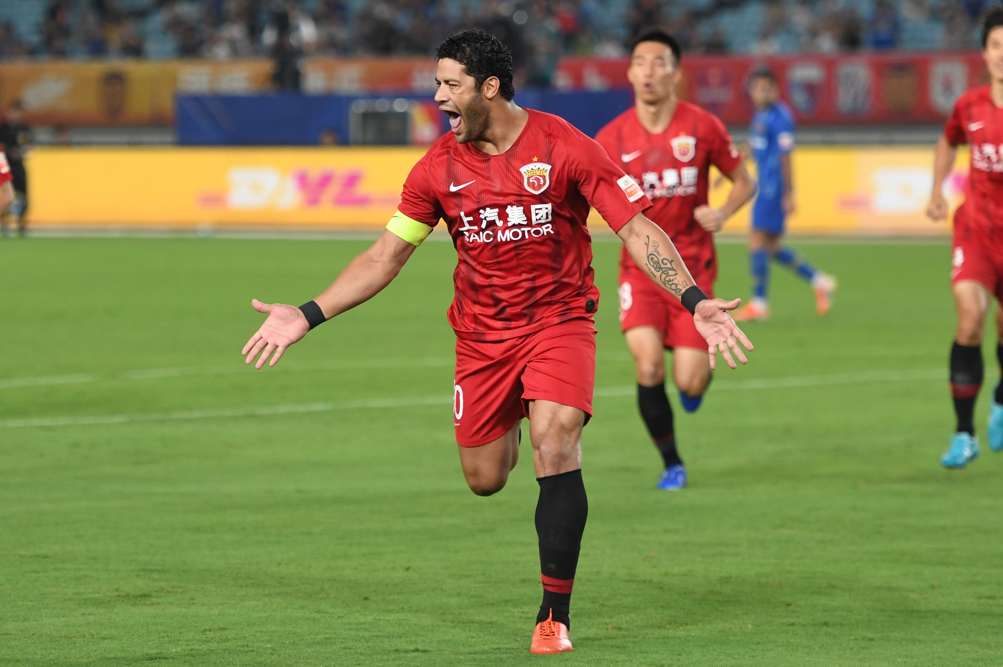 连续支持球队86年的皇家社会1号会员去世，享年96岁（皇家社会1号会员离世：陪伴球队86载，享年96岁）