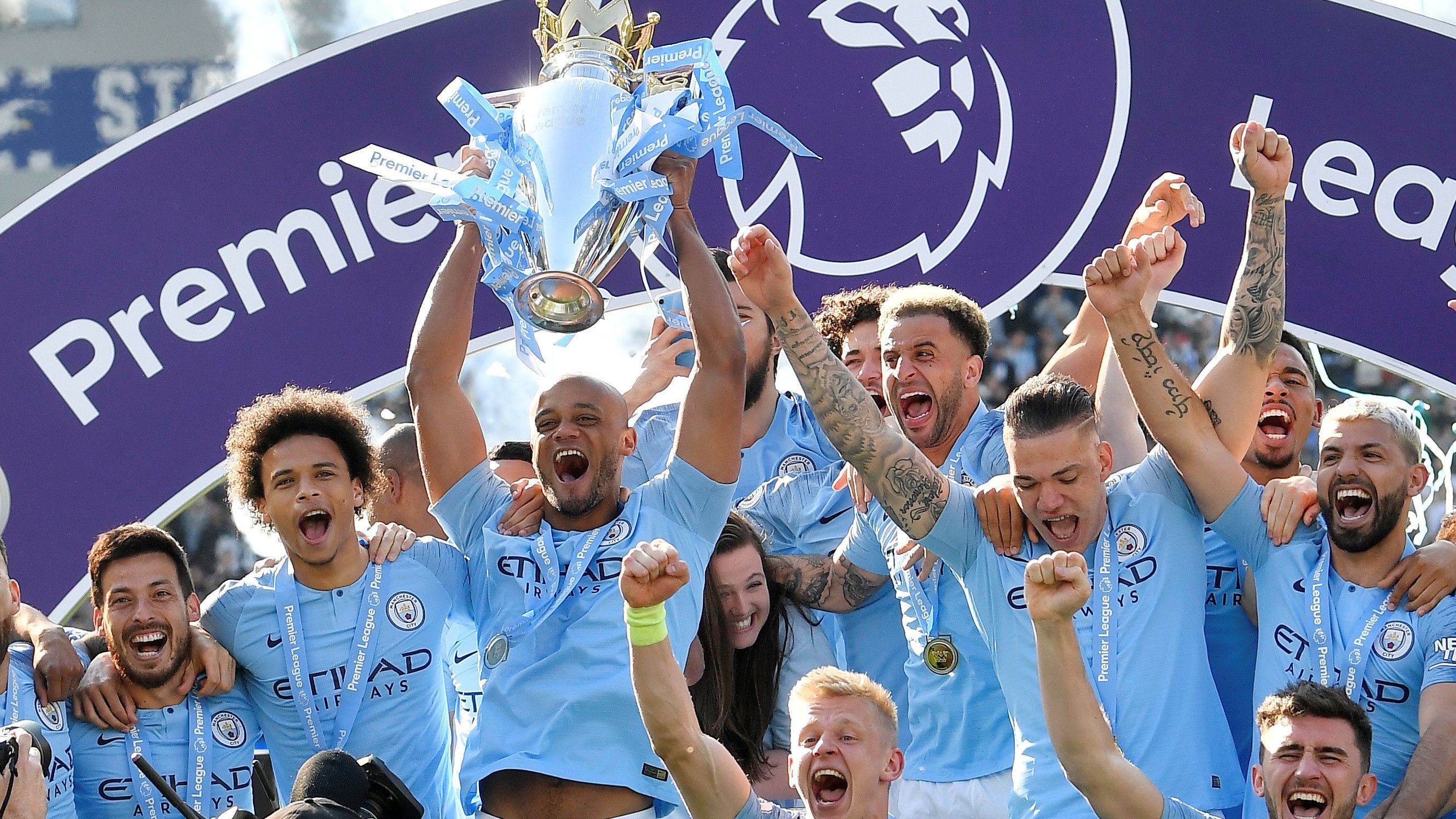 半场战报：巴塞尔1-1阿斯顿维拉，达尼柳克，盖桑破门（上半场战况：巴塞尔1-1阿斯顿维拉，达尼柳克与盖桑先后建功）