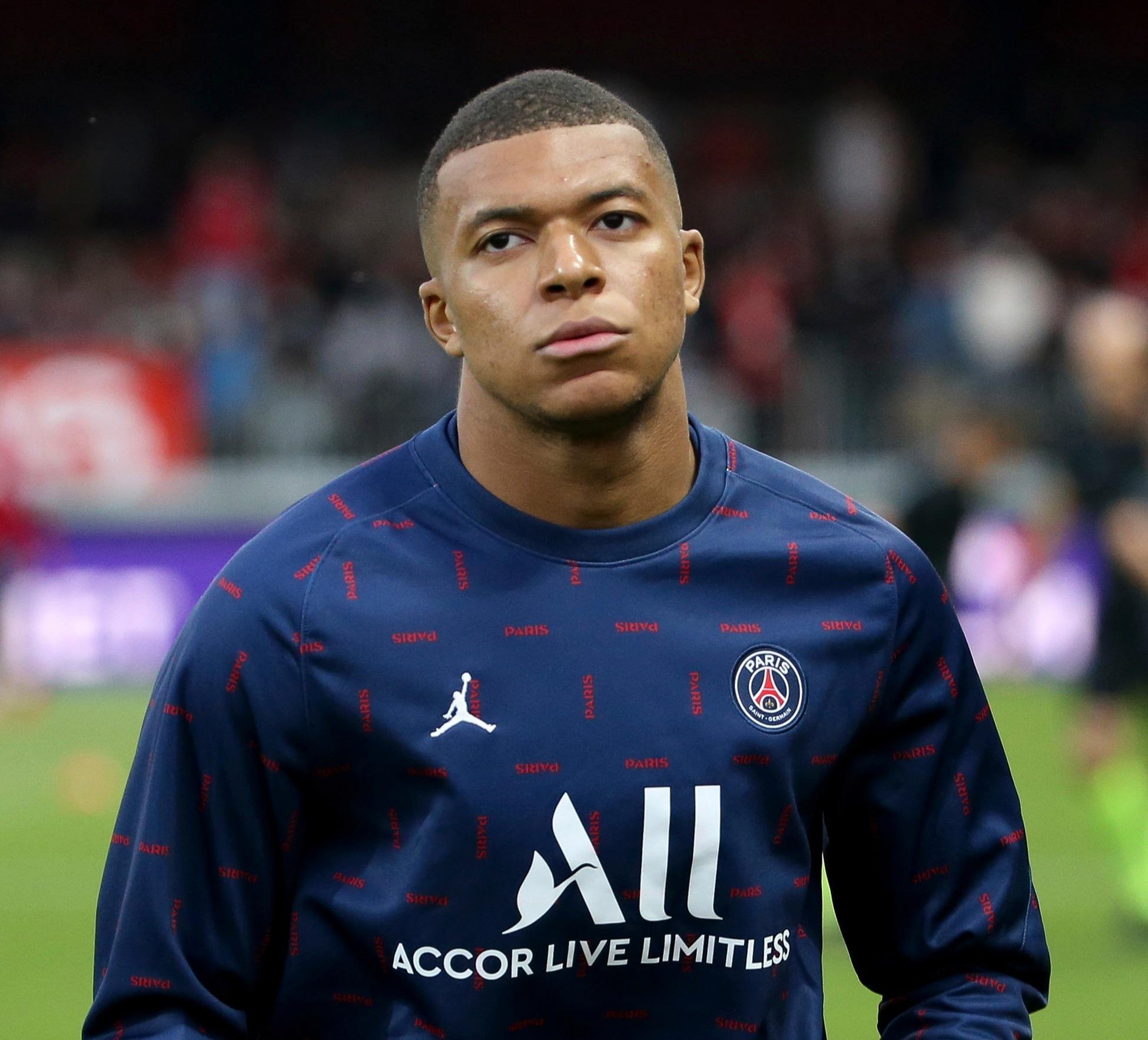 韦德账号发布自剪版《See You Again》，重温球星青春记忆（韦德发布自剪版《See You Again》，唤醒球星青春回忆）