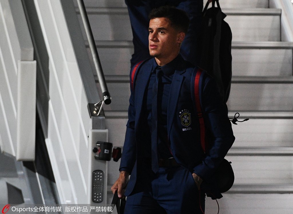 巴萨官方：欧冠对法鹰为高风险，将启动客队球迷安全管控预案（巴萨通告：欧冠对阵法鹰被定为高风险，将启用客队球迷安保预案）