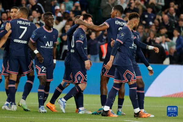 不敌药厂，曼城上次欧冠首阶段主场输球还是2018年9月（负于勒沃库森，曼城欧冠小组赛主场上次失利已是2018年9月）