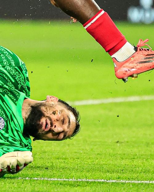 芒特状态回升，全场集锦展现轻盈灵动表现（芒特状态回暖，集锦尽显轻盈灵动）