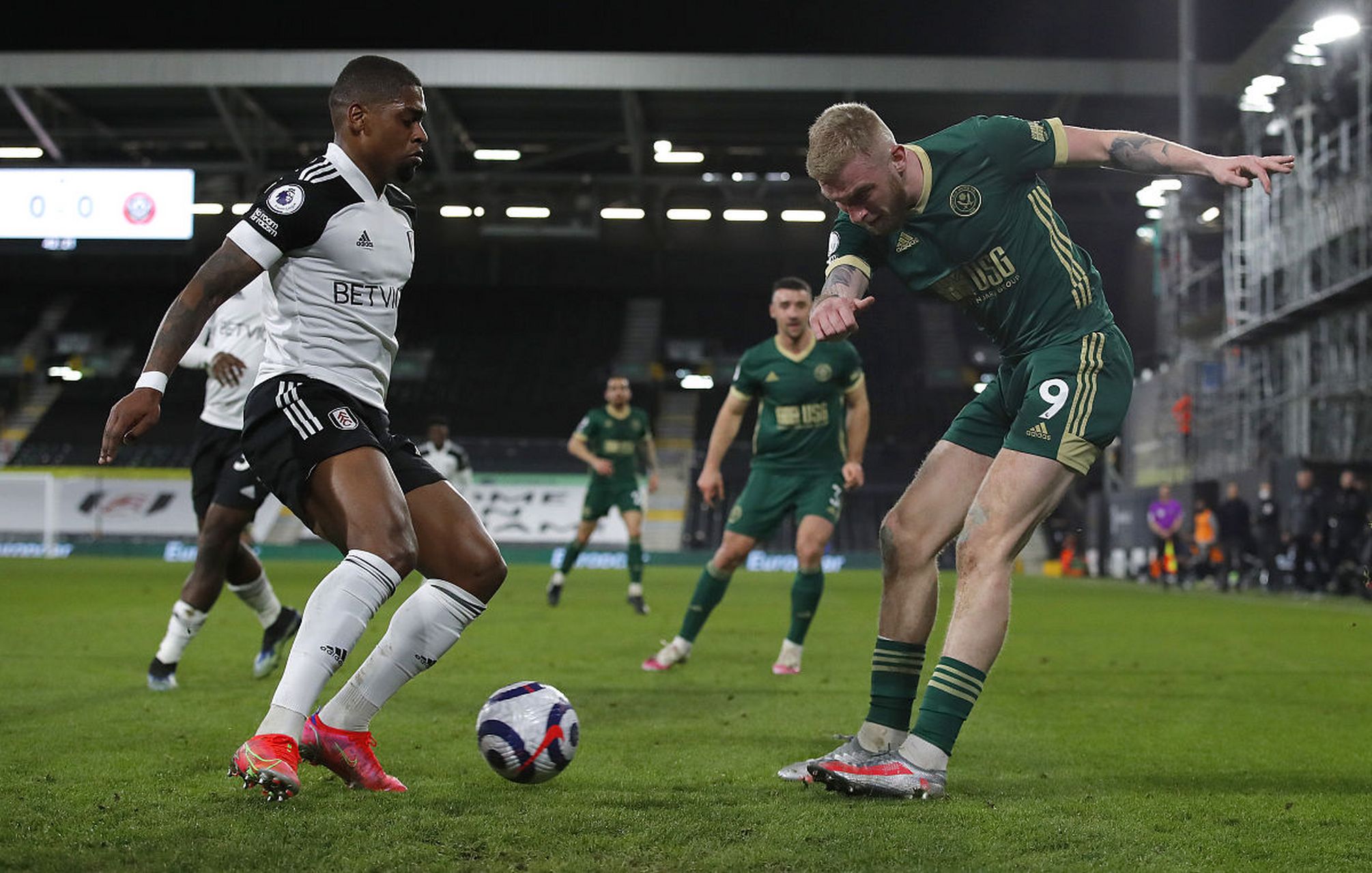 德甲半场：布兰特破门，吉拉西倒地未判点，多特1-0霍芬海姆（德甲上半场：布兰特建功，吉拉西倒地未判点球，多特暂1-0领先霍芬海姆）