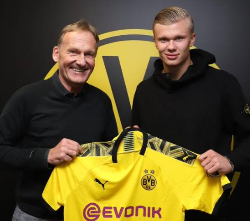 德保罗：阿根廷新人辈出，他们正在逐步融入球队并成长（德保罗：阿根廷新星涌现，正逐步融入球队并不断成长）