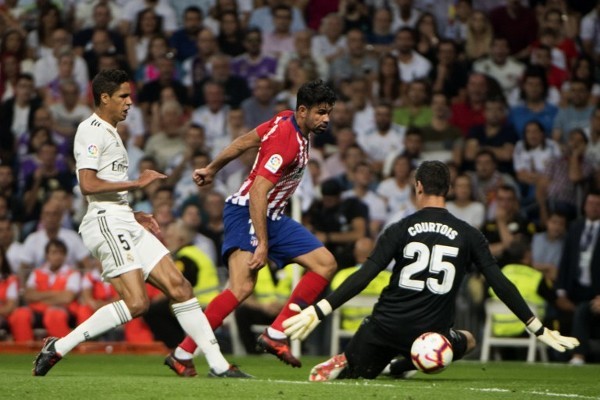 足球转会窗最新交易完成名单（足坛转会窗最新成交一览）