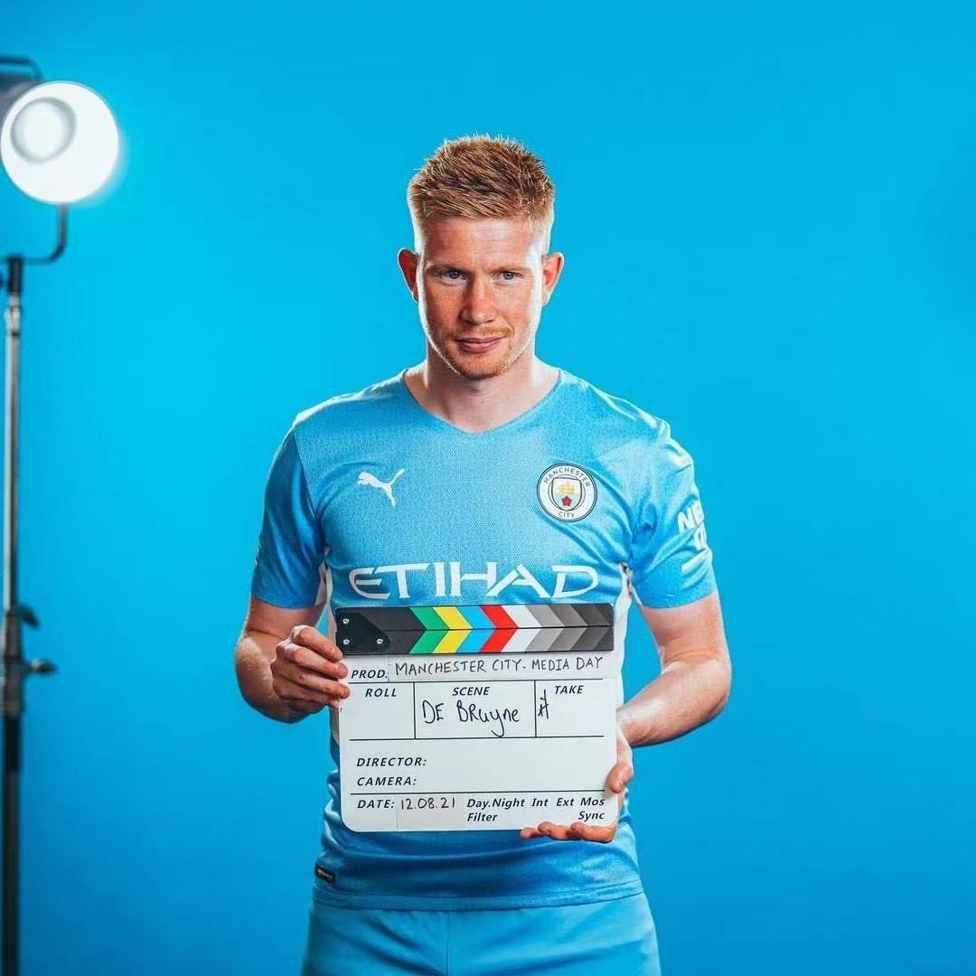 科隆vs圣保利：比尔特、卡明斯基首发，杰克逊-欧文、藤田让瑠奇马出战（科隆对阵圣保利：比尔特、卡明斯基先发，杰克逊-欧文与藤田让瑠、奇马出战）