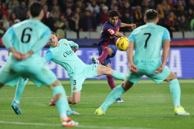 邮报：顺应英超形势，利兹今夏引援注重身体对抗和定位球能力（邮报：迎合英超趋势，利兹今夏引援侧重对抗强度与定位球能力）